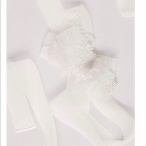 New!  Vera Wang Bridal Sash